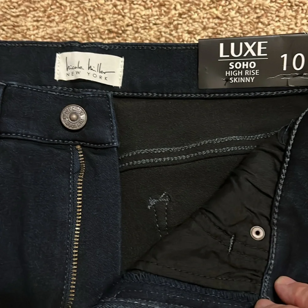 Nicole Miller Luxe Soho High Rise Skinny Jeans.  Size 10.  NWT - Picture 5 of 5